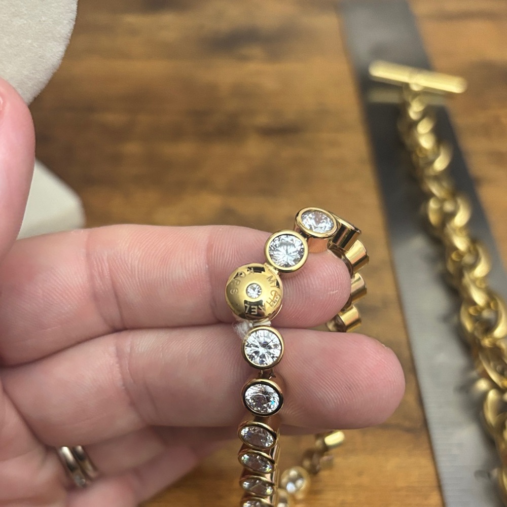 Michael Kors Rhinestone Tennis bracelet - Picture 2 of 4
